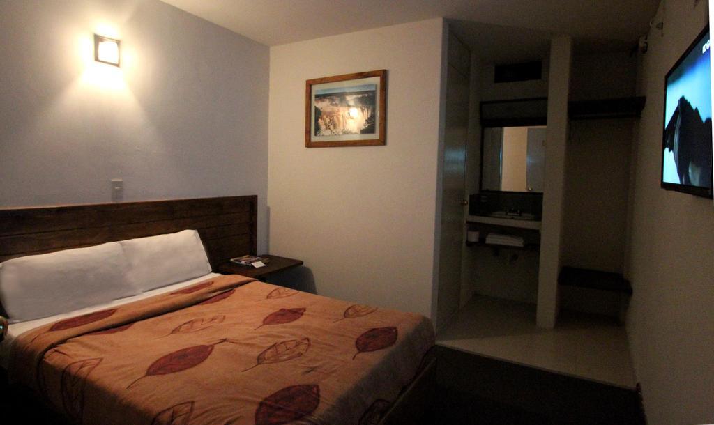 Hb Express Hotel Tlaxcala Zimmer foto